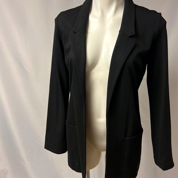 CLOSET CLOSING 7/31 CHRISTIAN SIRIANO NY SMALL BLACK OPEN BLAZER W/ POCKETS - Picture 2 of 8